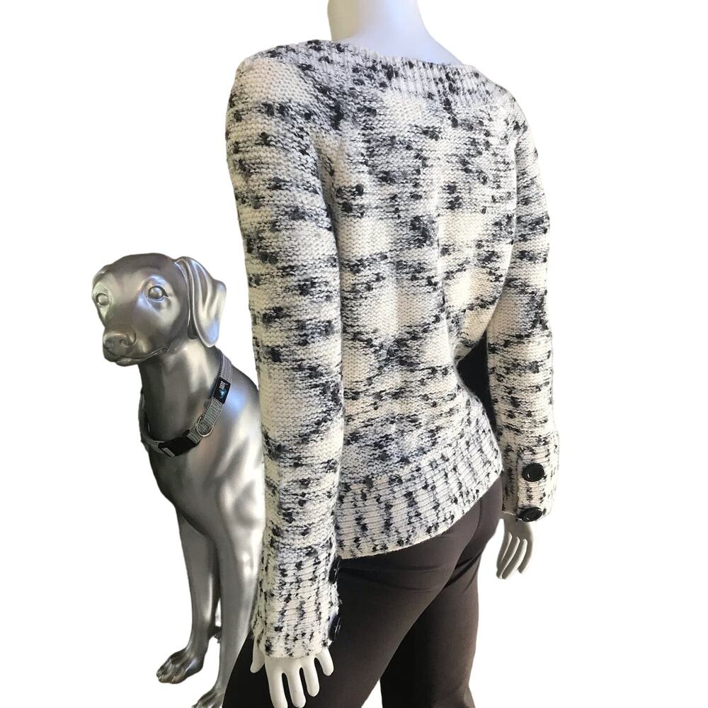 Nine West Acrylic Wool Black Cream Sweater with Buttoned Sleeves Women's Size M - Picture 2 of 7